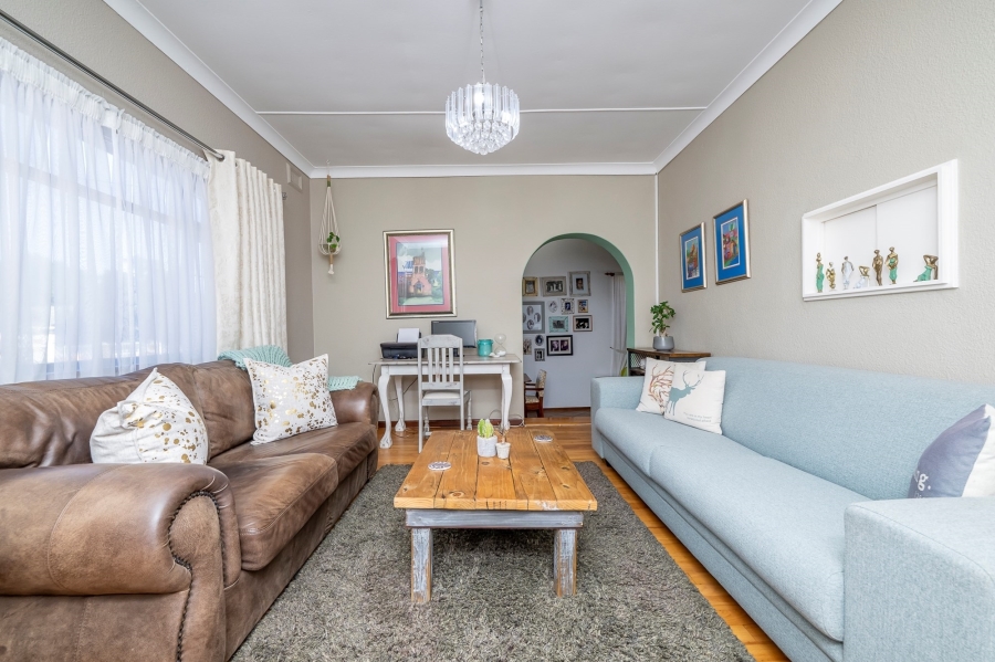 3 Bedroom Property for Sale in Clamhall Western Cape